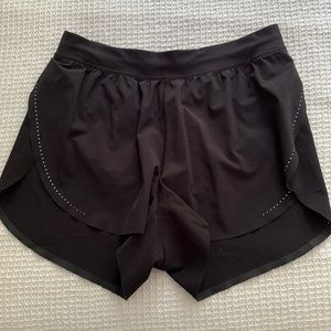 Lululemon Black Find Your Pace Short-6